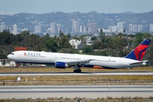 Read more about the article Delta was 2022’s most on-time airline, new study shows