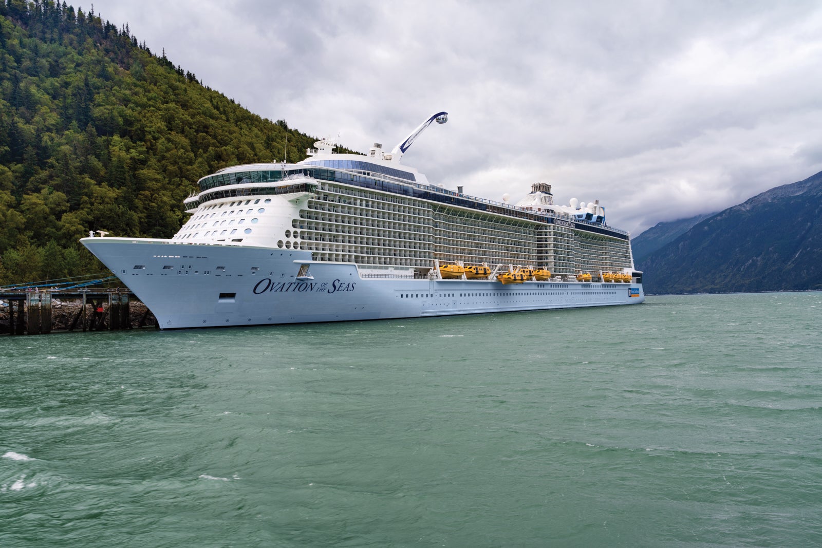 You are currently viewing The best cruises to Alaska from Seattle for every type of traveler